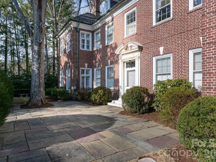407 Vanderbilt Road, Asheville, NC 28803.  MLS# CAR4363302, YatesRealty ID 12385. Flemish Bond Brick Work