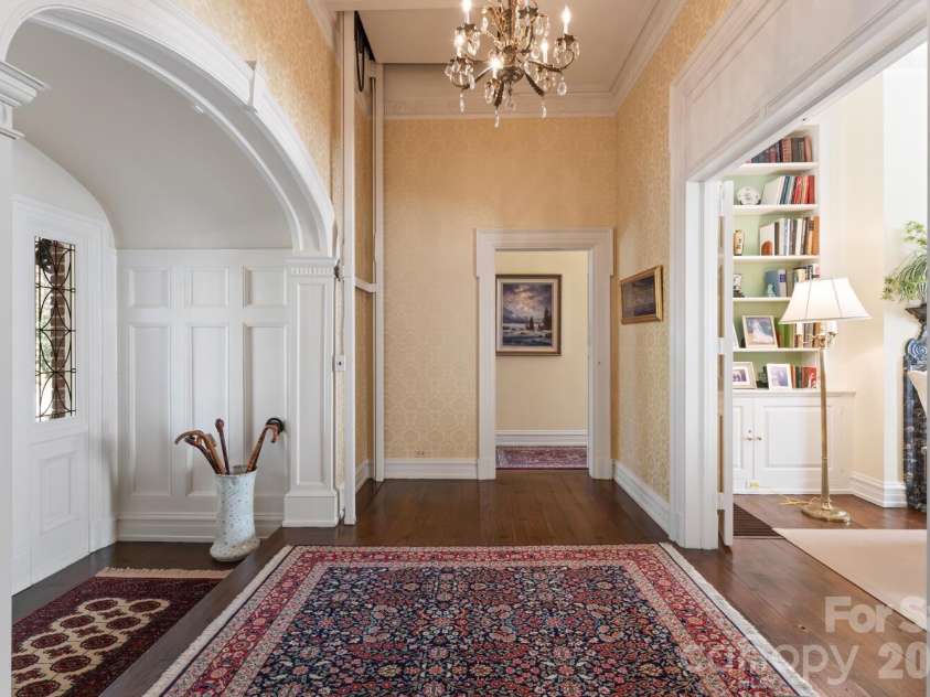 407 Vanderbilt Road, Asheville, NC 28803.  MLS# CAR4363302, YatesRealty ID 12385. Front Hall to the Guest Suites