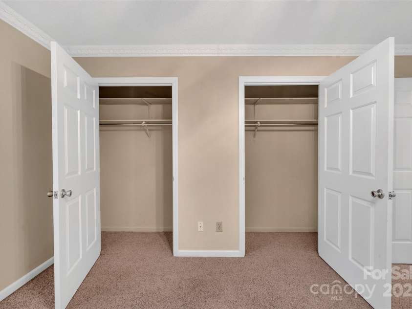 212 Pointe Circle, Rock Hill, SC 29732.  MLS# CAR4253180, YatesRealty ID 12386. Master Closets