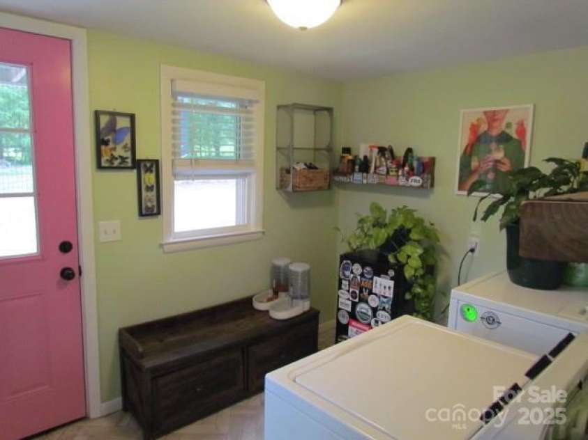 112 Highway 14 Highway, Landrum, SC 29356.  MLS# CAR4257045, YatesRealty ID 12387. 