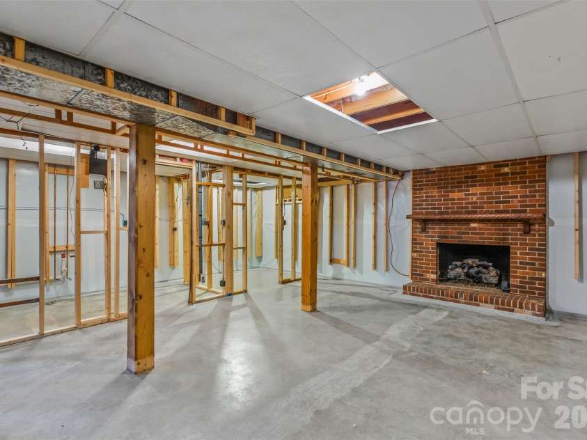 3575 Nc 801 Highway, Mocksville, NC 27028.  MLS# CAR4340617, YatesRealty ID 12389. 