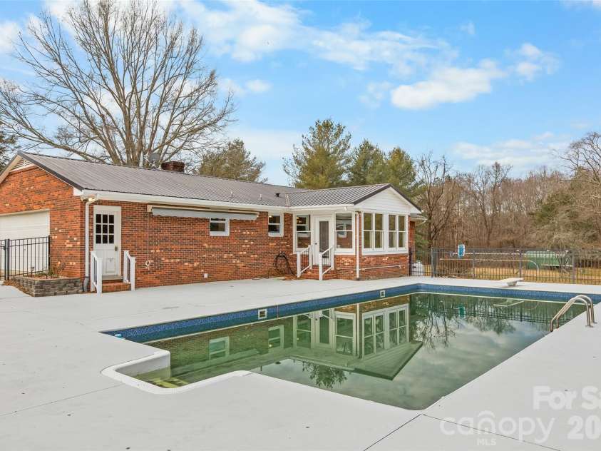 3575 Nc 801 Highway, Mocksville, NC 27028.  MLS# CAR4340617, YatesRealty ID 12389. 