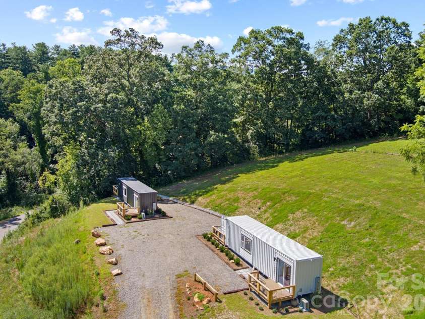 8 & 10 George Allen Ridge, Arden, NC 28704.  MLS# CAR4355041, YatesRealty ID 12393. 