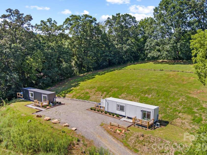 8 & 10 George Allen Ridge, Arden, NC 28704.  MLS# CAR4355041, YatesRealty ID 12393. 