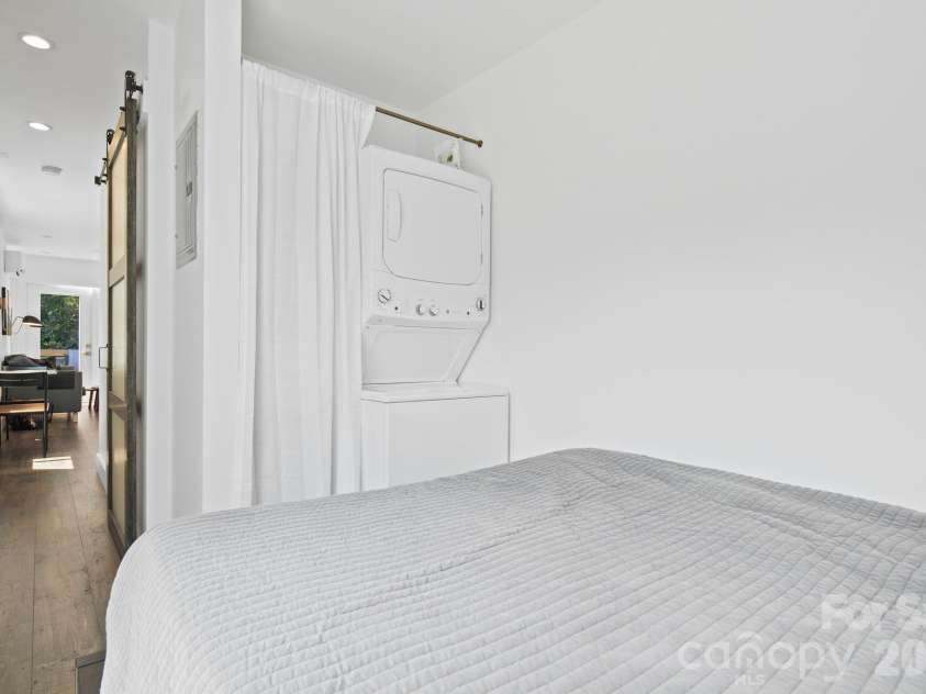 8 & 10 George Allen Ridge, Arden, NC 28704.  MLS# CAR4355041, YatesRealty ID 12393. 