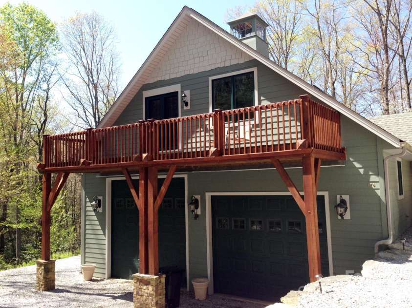 178 Whetstone Gap Road, Lake Toxaway, NC 28747.  MLS# CAR4229109, YatesRealty ID 12394. 