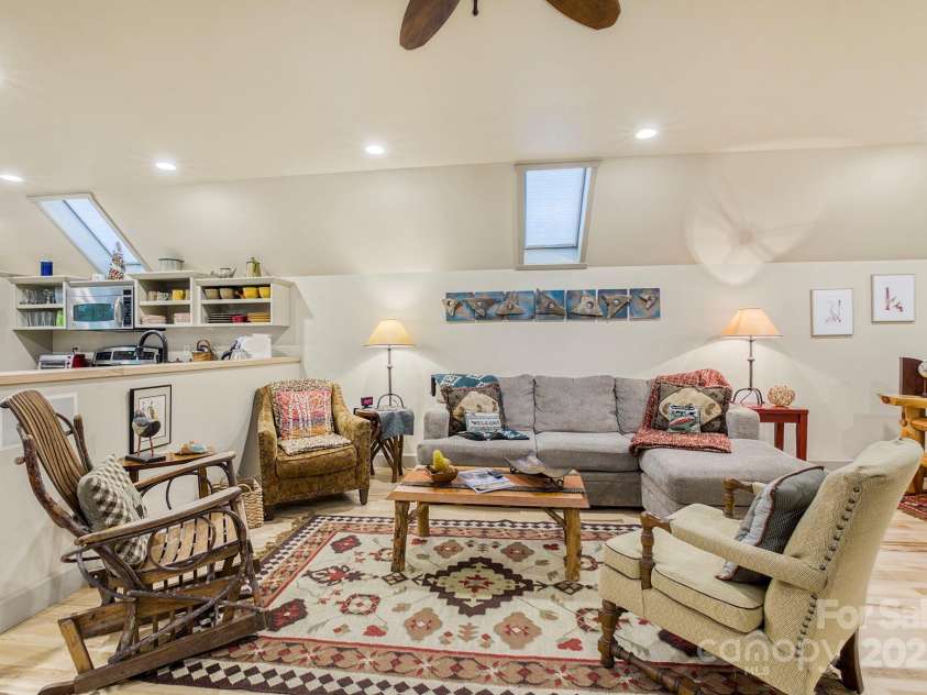 178 Whetstone Gap Road, Lake Toxaway, NC 28747.  MLS# CAR4229109, YatesRealty ID 12394. 