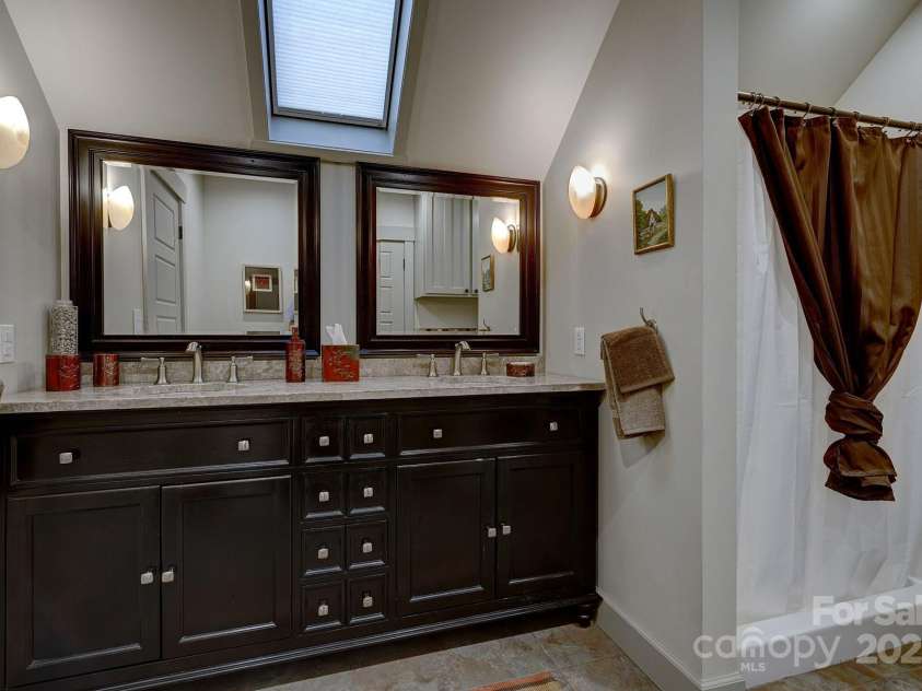 178 Whetstone Gap Road, Lake Toxaway, NC 28747.  MLS# CAR4229109, YatesRealty ID 12394. Master bathroom