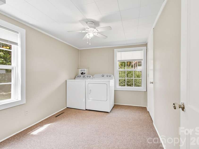 438 Loop Road, Hendersonville, NC 28792.  MLS# CAR4360408, YatesRealty ID 12395. 