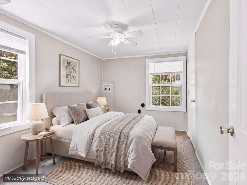 438 Loop Road, Hendersonville, NC 28792.  MLS# CAR4360408, YatesRealty ID 12395. 