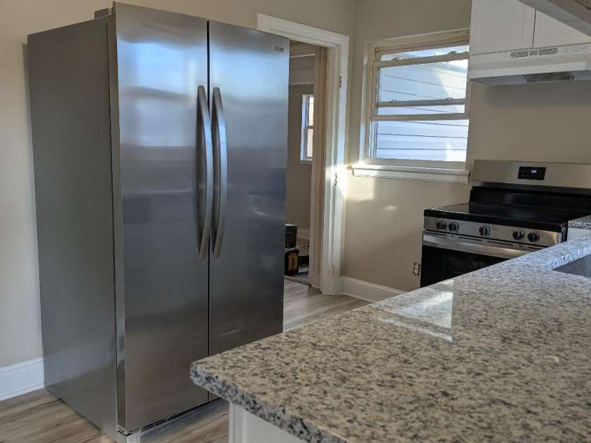 1713 Browns Avenue, Charlotte, NC 28208.  MLS# CAR4355298, YatesRealty ID 12396. 