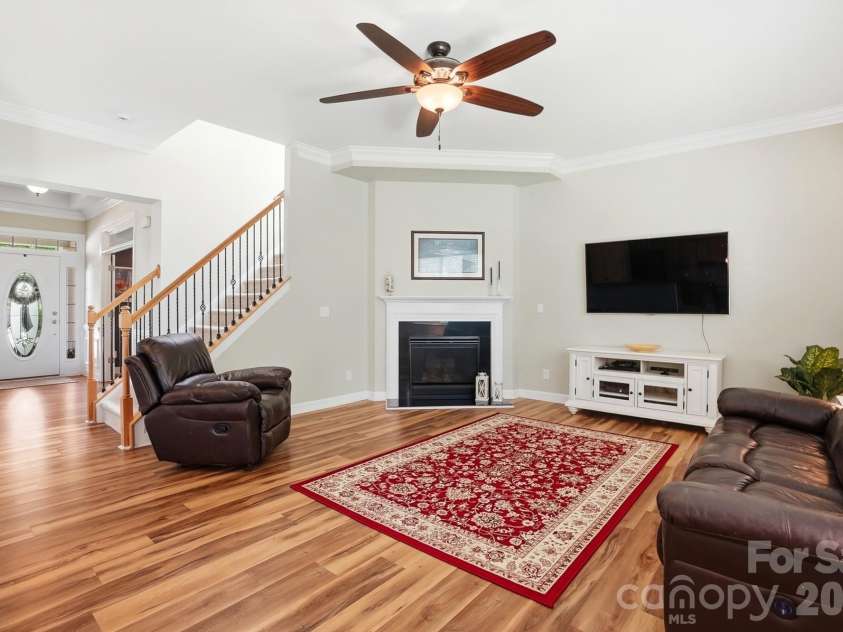 11416 Ashbourne Hall Road, Charlotte, NC 28277.  MLS# CAR4368826, YatesRealty ID 12397. 