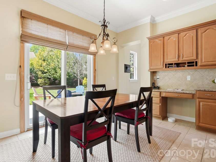 11416 Ashbourne Hall Road, Charlotte, NC 28277.  MLS# CAR4368826, YatesRealty ID 12397. 