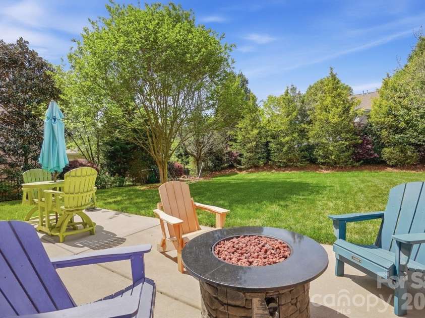 11416 Ashbourne Hall Road, Charlotte, NC 28277.  MLS# CAR4368826, YatesRealty ID 12397. 