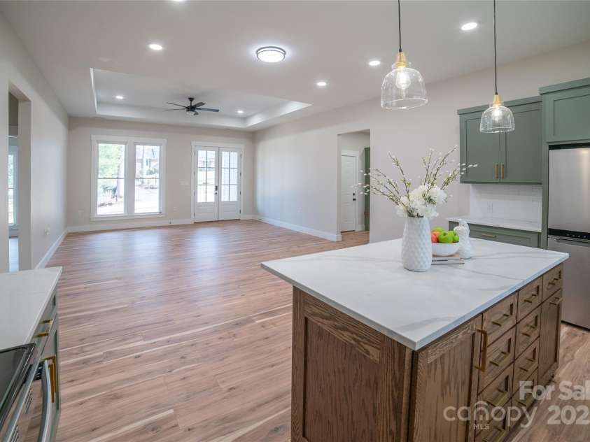 126 Maehill Place, Lenoir, NC 28645.  MLS# CAR4221380, YatesRealty ID 12397. 