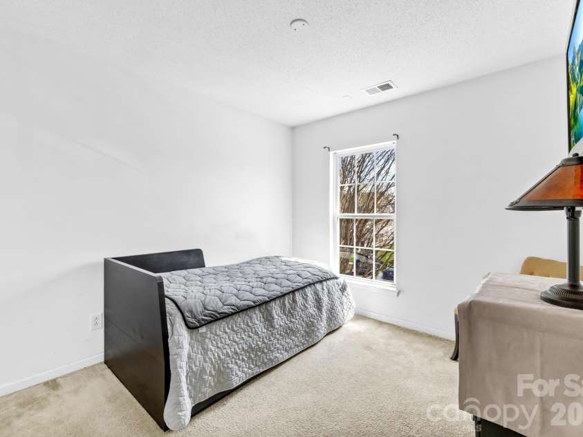 2823 Summergrove Court, Matthews, NC 28105.  MLS# CAR4358016, YatesRealty ID 12398. 