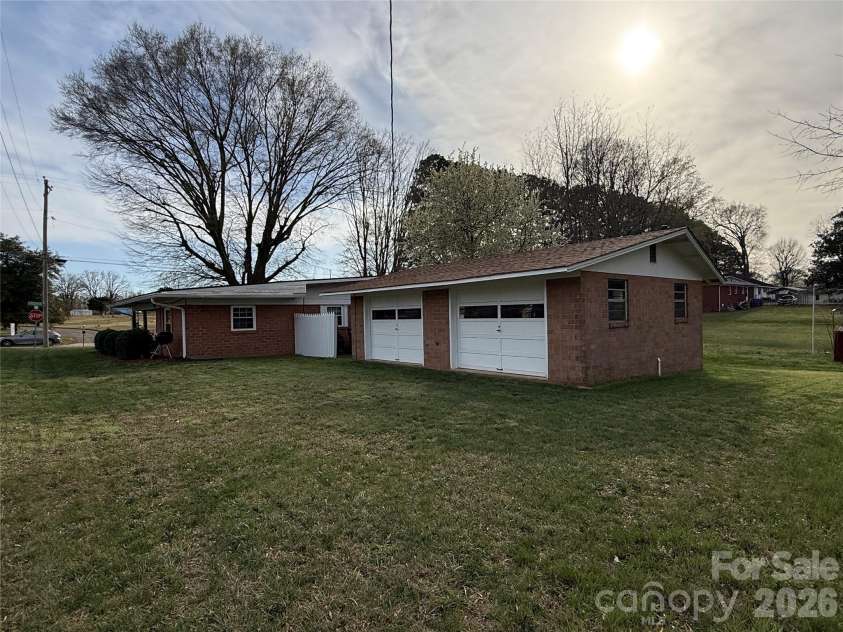 1435 Freeman Avenue, Albemarle, NC 28001.  MLS# CAR4357285, YatesRealty ID 12399. 