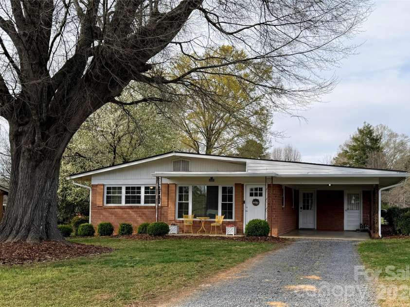1435 Freeman Avenue, Albemarle, NC 28001.  MLS# CAR4357285, YatesRealty ID 12399. 