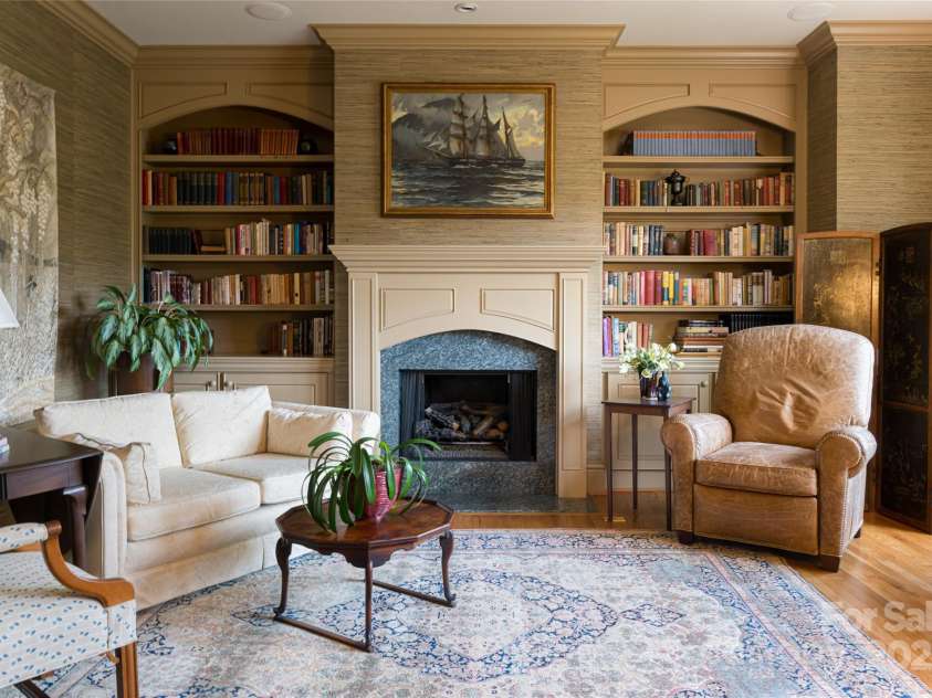 53 Cedar Hill Drive, Asheville, NC 28803.  MLS# CAR4301741, YatesRealty ID 124. Library