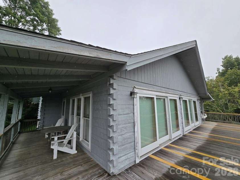 979 Wagon Road, Warrensville, NC 28693.  MLS# CAR4292311, YatesRealty ID 124. 