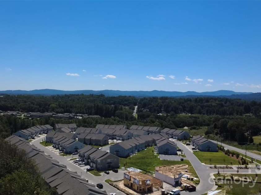 342 Creekview Road, Hendersonville, NC 28792.  MLS# CAR4307544, YatesRealty ID 12401. Community overview