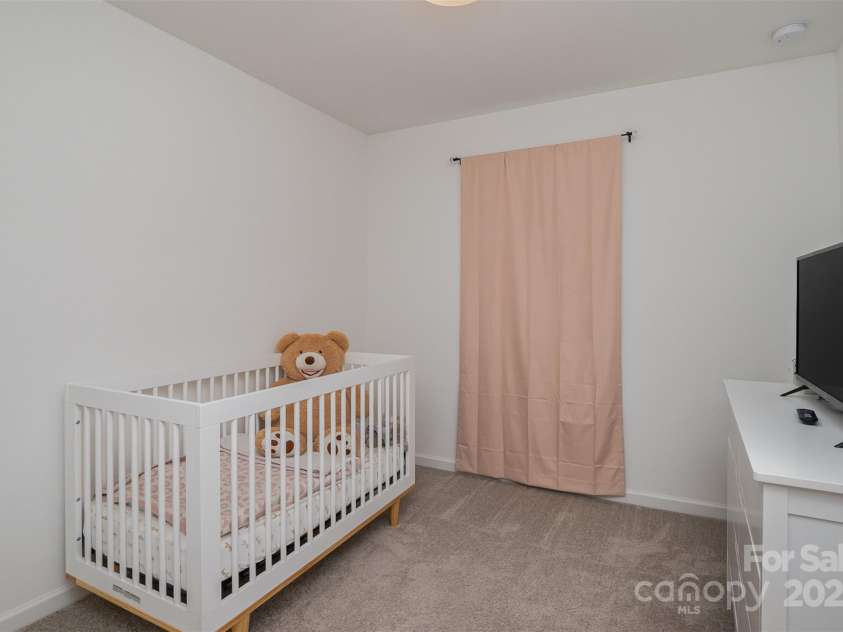 2004 Crooked Oak Lane, York, SC 29745.  MLS# CAR4230482, YatesRealty ID 12402. 