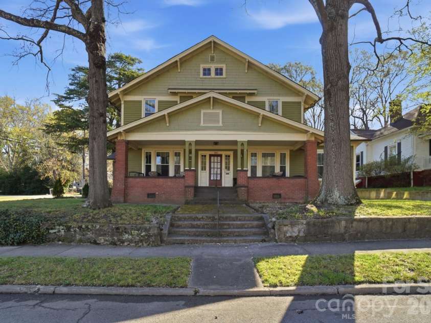 502 South Street, Gastonia, NC 28052.  MLS# CAR4358539, YatesRealty ID 12402. 