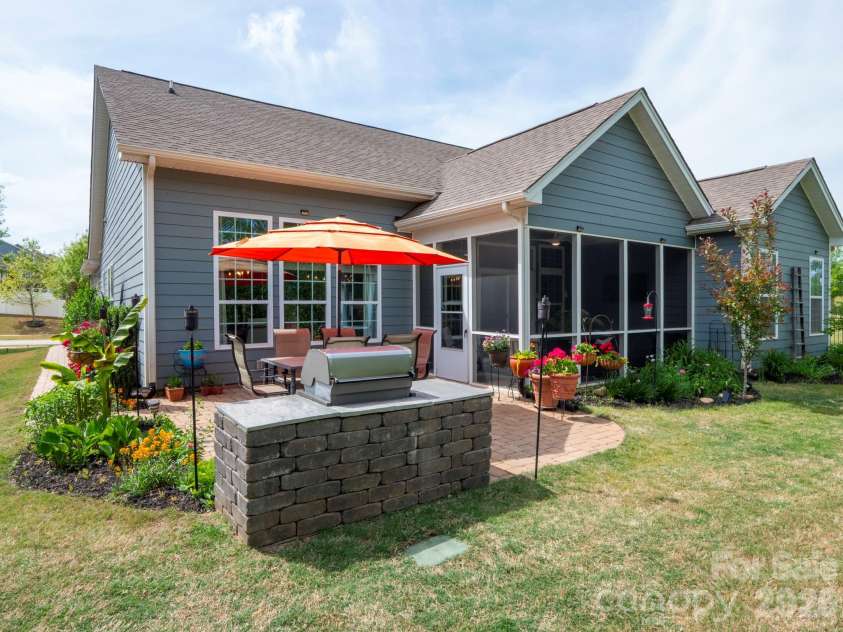 3036 Bridgewater Street, Lancaster, SC 29720.  MLS# CAR4369541, YatesRealty ID 12403. 