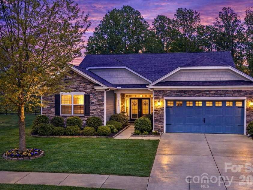3036 Bridgewater Street, Lancaster, SC 29720.  MLS# CAR4369541, YatesRealty ID 12403. 