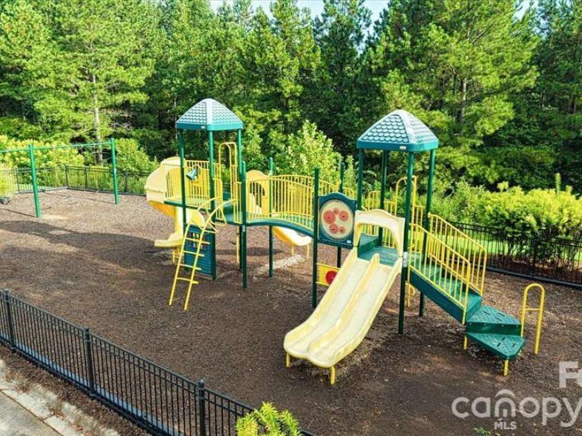 3036 Bridgewater Street, Lancaster, SC 29720.  MLS# CAR4369541, YatesRealty ID 12403. 