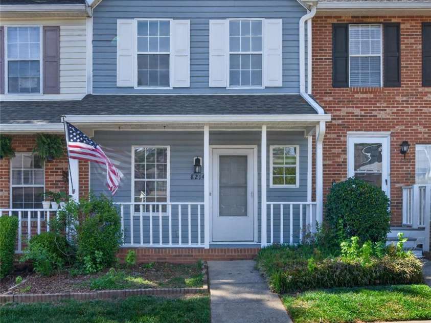 8214 Circle Tree Lane, Charlotte, NC 28277.  MLS# CAR4366640, YatesRealty ID 12404. 