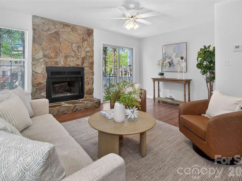 8214 Circle Tree Lane, Charlotte, NC 28277.  MLS# CAR4366640, YatesRealty ID 12404. 