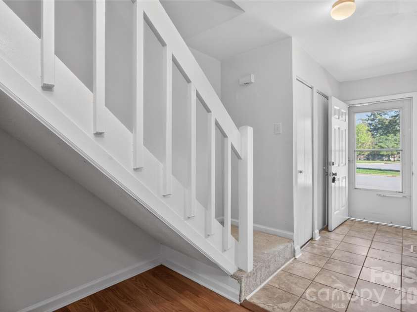 8214 Circle Tree Lane, Charlotte, NC 28277.  MLS# CAR4366640, YatesRealty ID 12404. 