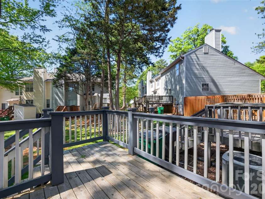 8214 Circle Tree Lane, Charlotte, NC 28277.  MLS# CAR4366640, YatesRealty ID 12404. 