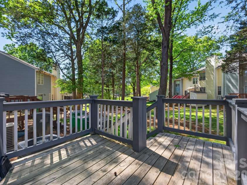 8214 Circle Tree Lane, Charlotte, NC 28277.  MLS# CAR4366640, YatesRealty ID 12404. 