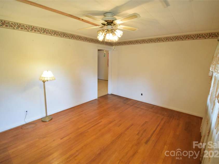 2427 Rhyneland Street, Gastonia, NC 28054.  MLS# CAR4195488, YatesRealty ID 12405. 