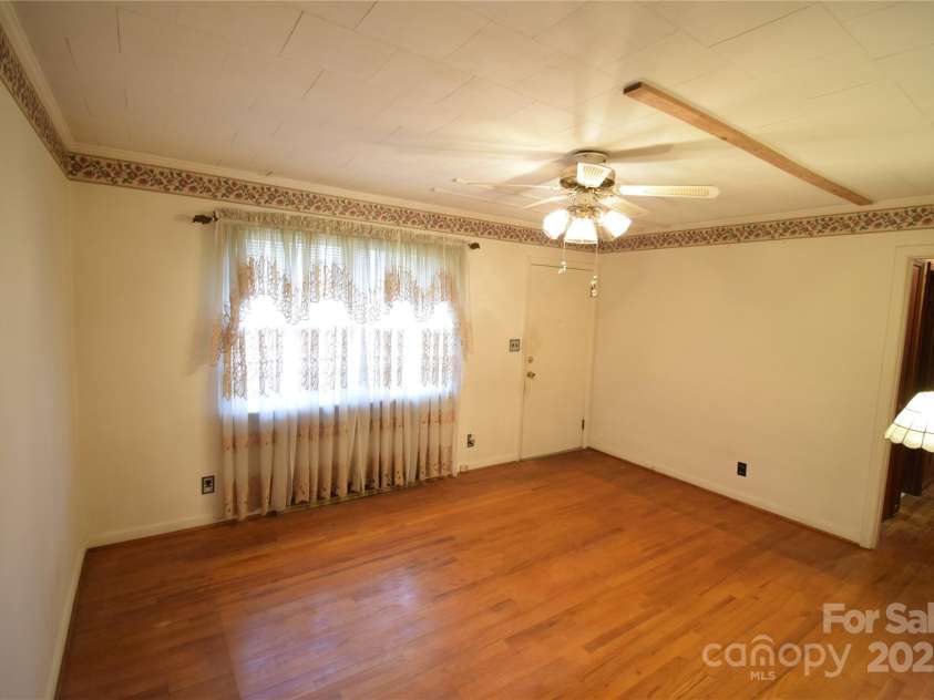 2427 Rhyneland Street, Gastonia, NC 28054.  MLS# CAR4195488, YatesRealty ID 12405. 