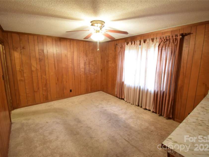 2427 Rhyneland Street, Gastonia, NC 28054.  MLS# CAR4195488, YatesRealty ID 12405. 