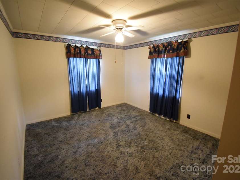 2427 Rhyneland Street, Gastonia, NC 28054.  MLS# CAR4195488, YatesRealty ID 12405. 
