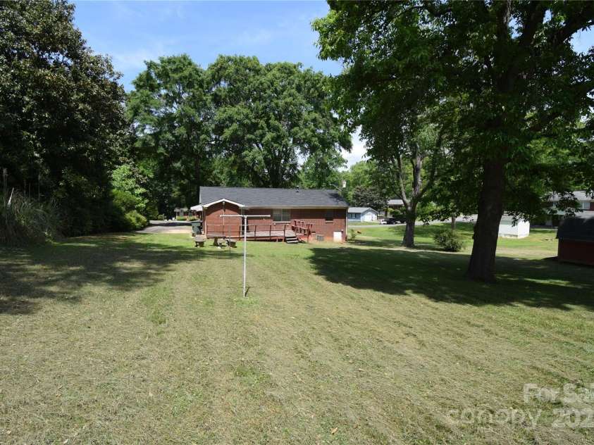 2427 Rhyneland Street, Gastonia, NC 28054.  MLS# CAR4195488, YatesRealty ID 12405. 