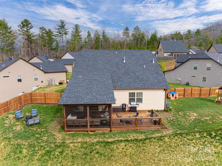316 Wild Ginger Court, Weaverville, NC 28787.  MLS# CAR4245855, YatesRealty ID 12406. 