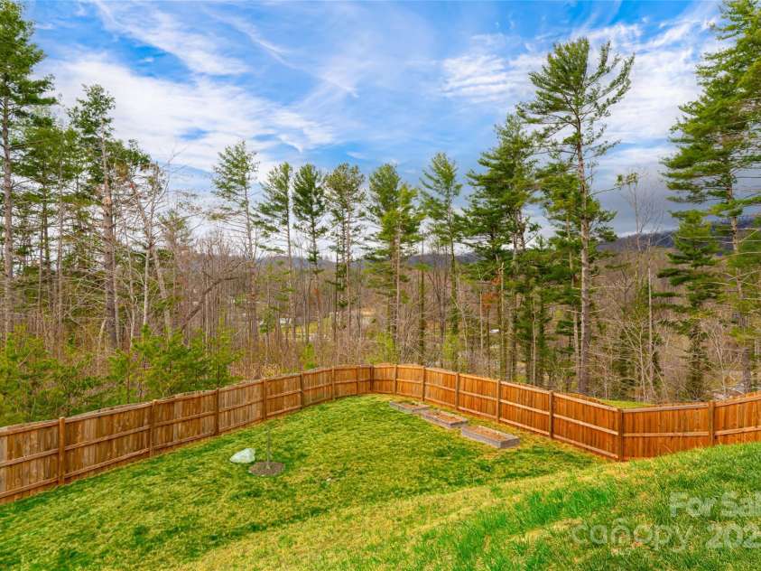 316 Wild Ginger Court, Weaverville, NC 28787.  MLS# CAR4245855, YatesRealty ID 12406. Fully fenced in backyard
