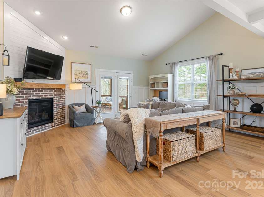 316 Wild Ginger Court, Weaverville, NC 28787.  MLS# CAR4245855, YatesRealty ID 12406. Gas fireplace in the living room