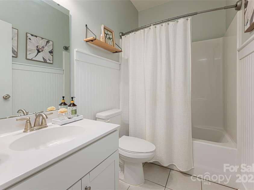 316 Wild Ginger Court, Weaverville, NC 28787.  MLS# CAR4245855, YatesRealty ID 12406. Guest bathroom on Main level