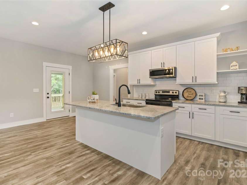 2434 Wo Gladden Road, Chester, SC 29706.  MLS# CAR4292593, YatesRealty ID 12407. 