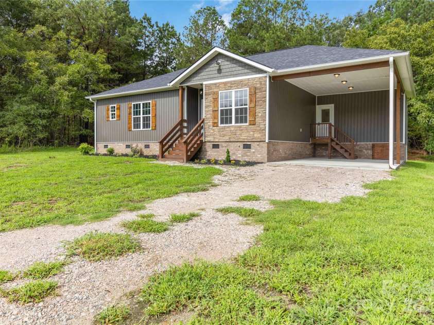 2434 Wo Gladden Road, Chester, SC 29706.  MLS# CAR4292593, YatesRealty ID 12407. 