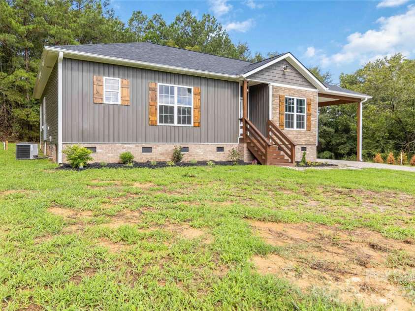 2434 Wo Gladden Road, Chester, SC 29706.  MLS# CAR4292593, YatesRealty ID 12407. 