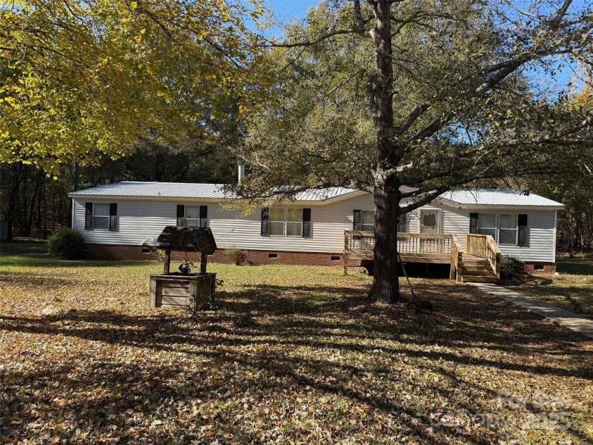 7159 Rev Melvin Adams Drive, Kershaw, SC 29067.  MLS# CAR4320576, YatesRealty ID 12408. 