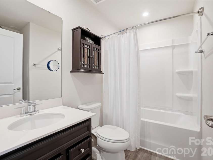 1404 May Apple Drive, Matthews, NC 28104.  MLS# CAR4363590, YatesRealty ID 12409. 