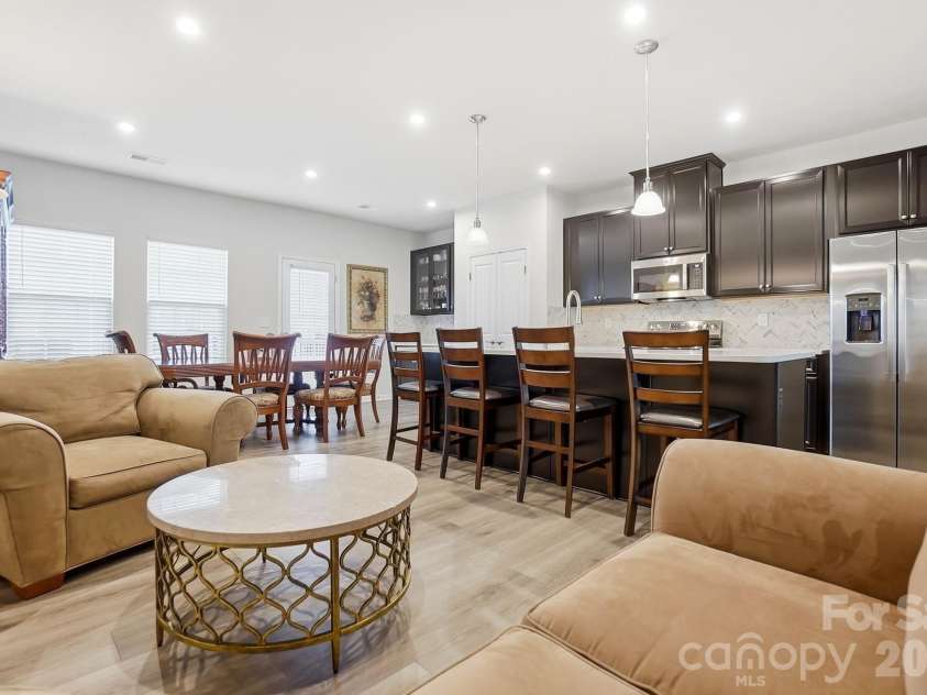 1404 May Apple Drive, Matthews, NC 28104.  MLS# CAR4363590, YatesRealty ID 12409. 